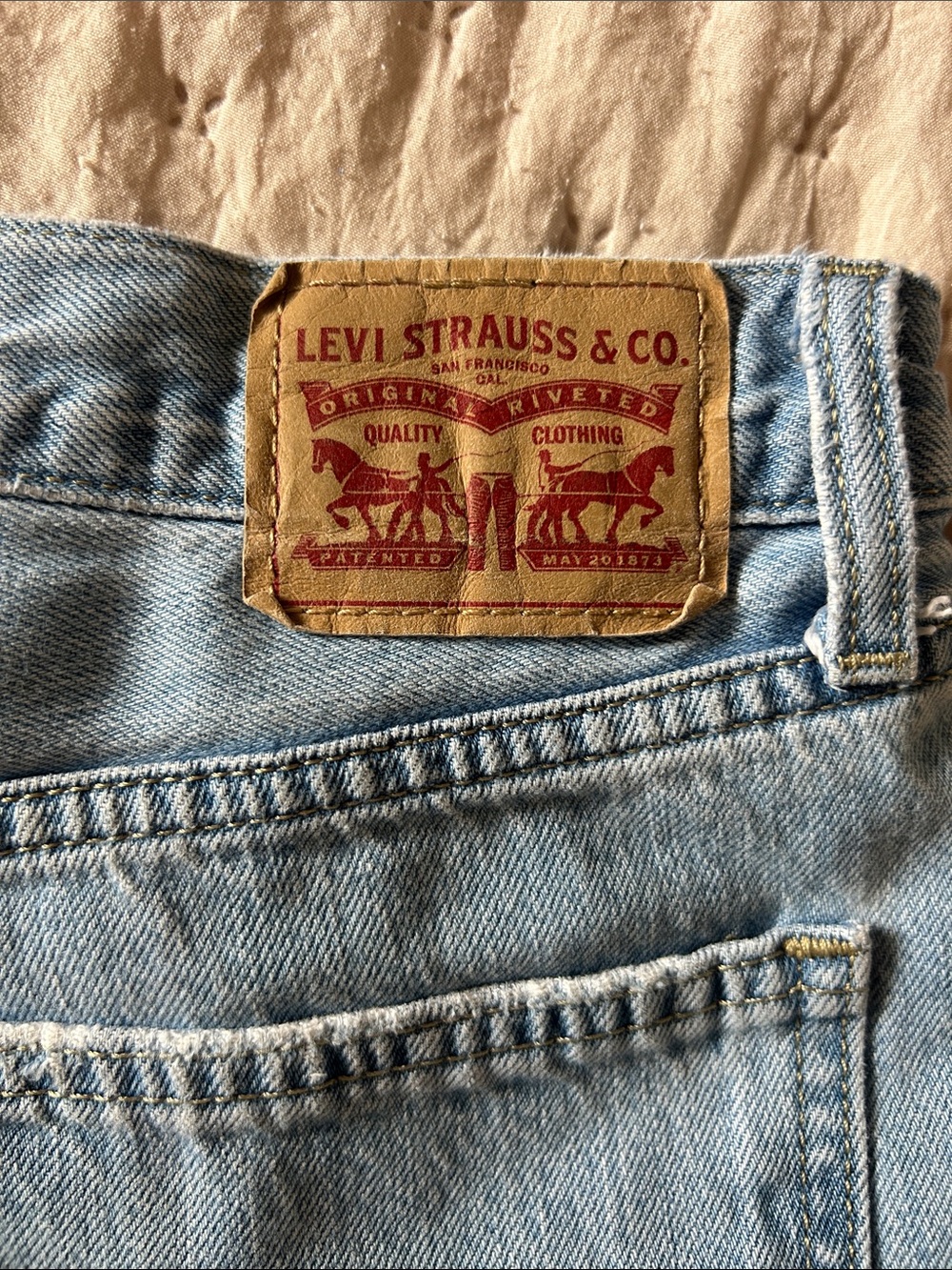 Levi's Light Blue Straight Leg Jeans - Picture 2 of 10